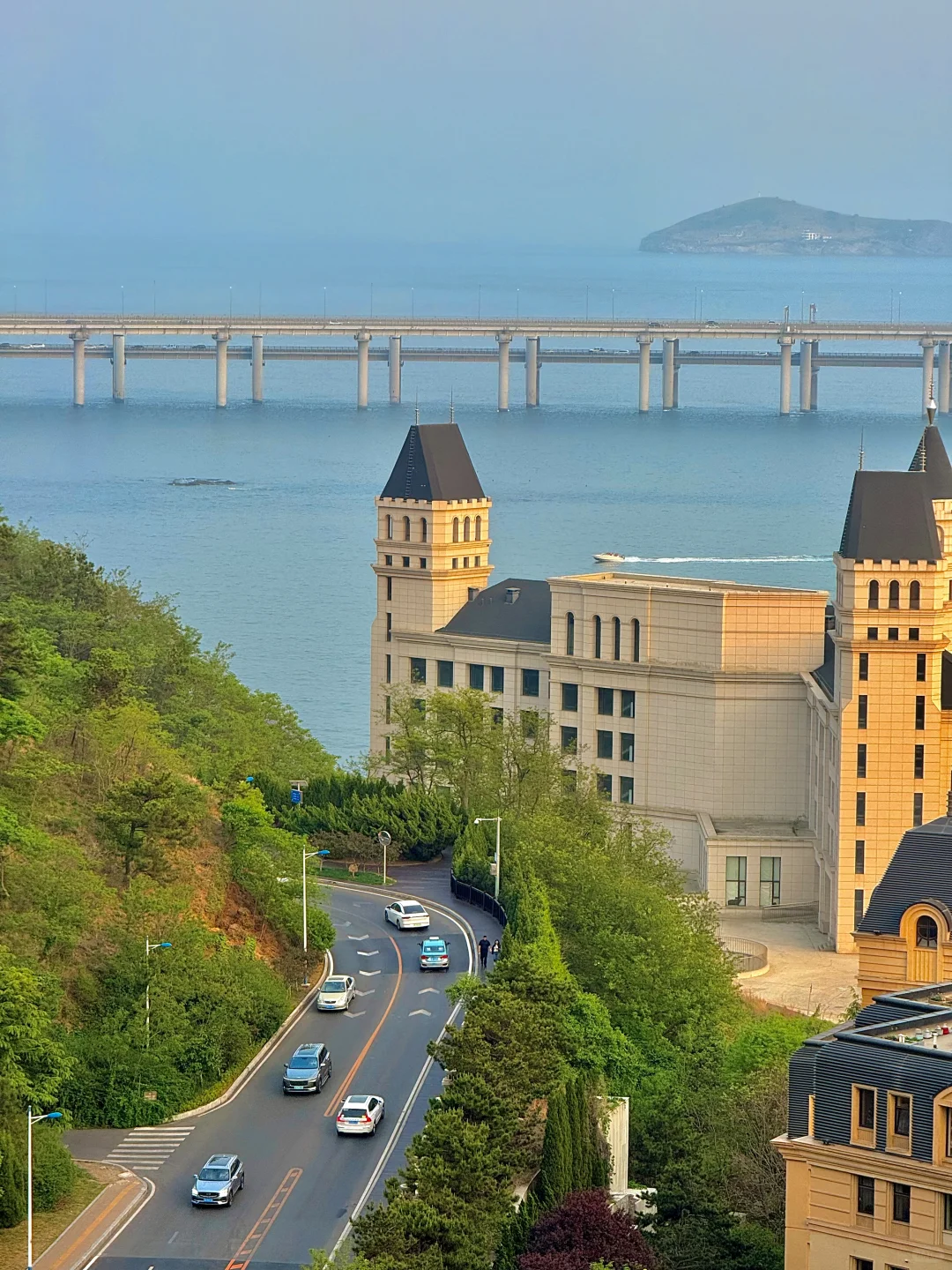 刚离开大连,哭着发出18张live图!😭