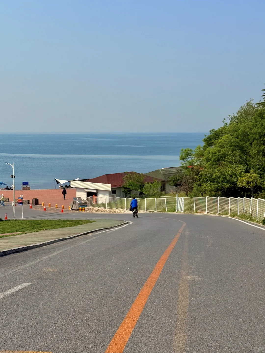 刚离开大连,哭着发出18张live图!😭