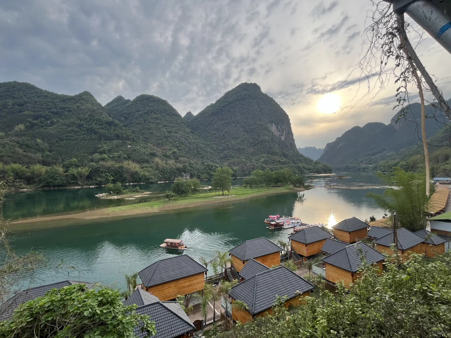 河池，被低估的旅游城市