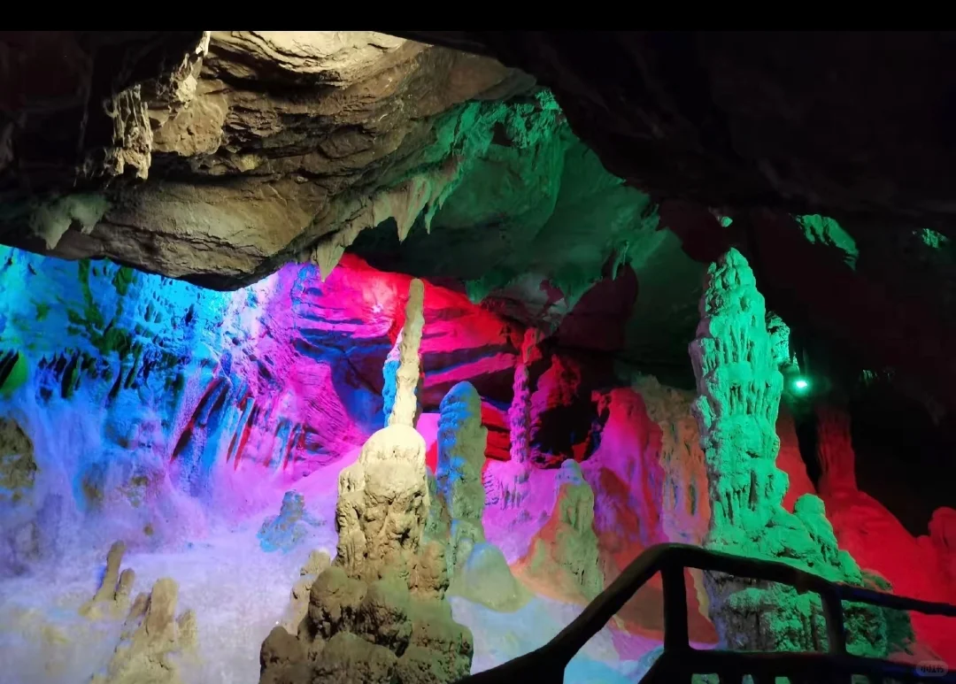 沉浸感受保定野三坡五大景区及五大漂流乐园