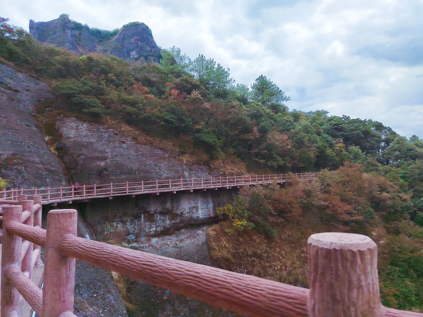 广西周边游——桂林八角寨景区