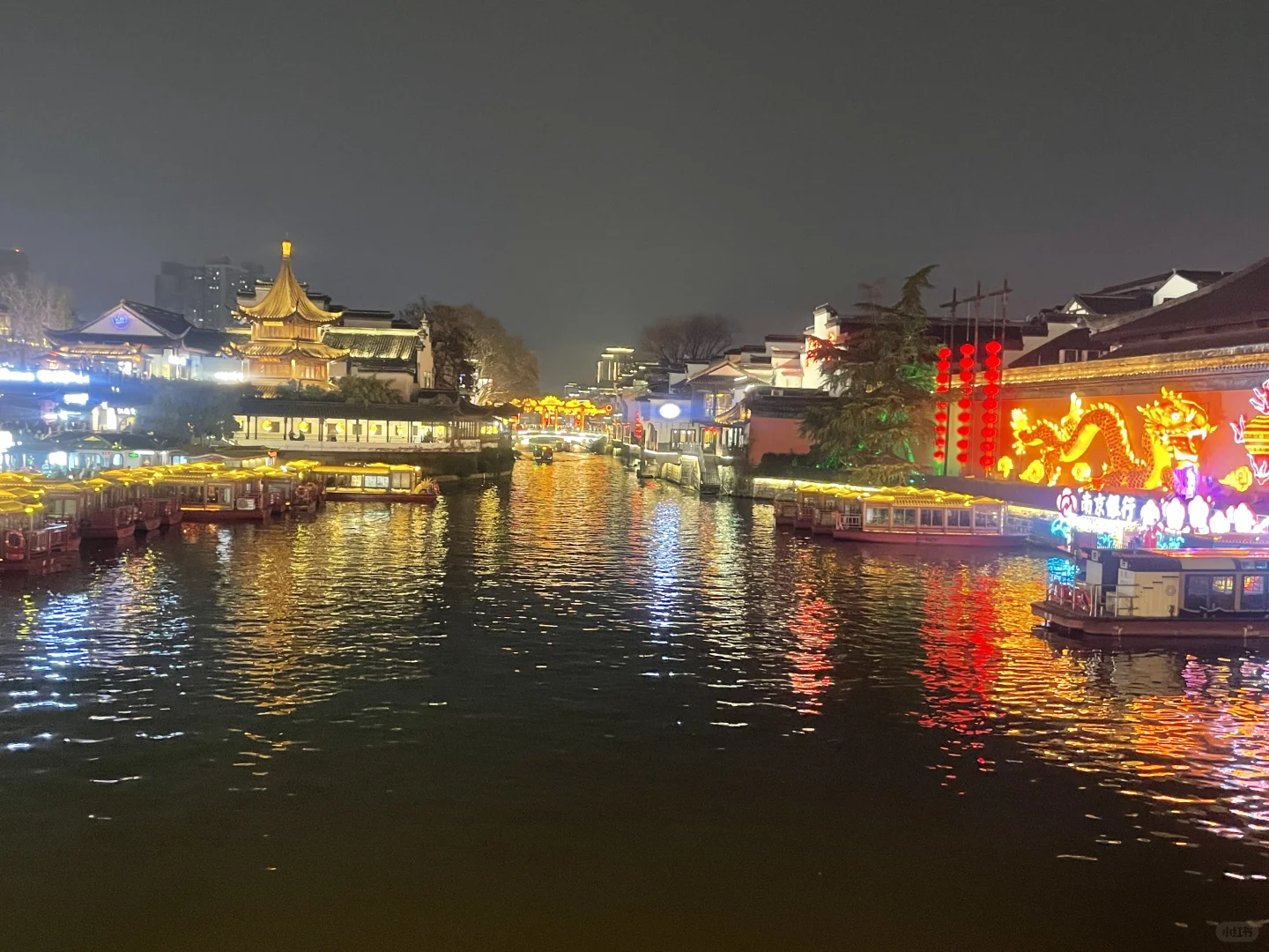 南京2天2晚吃穿住行全攻略