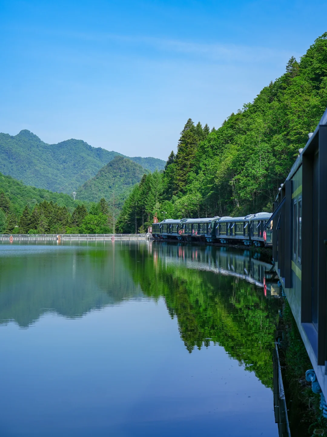 以为川西已经很美了，直到我去了这里……