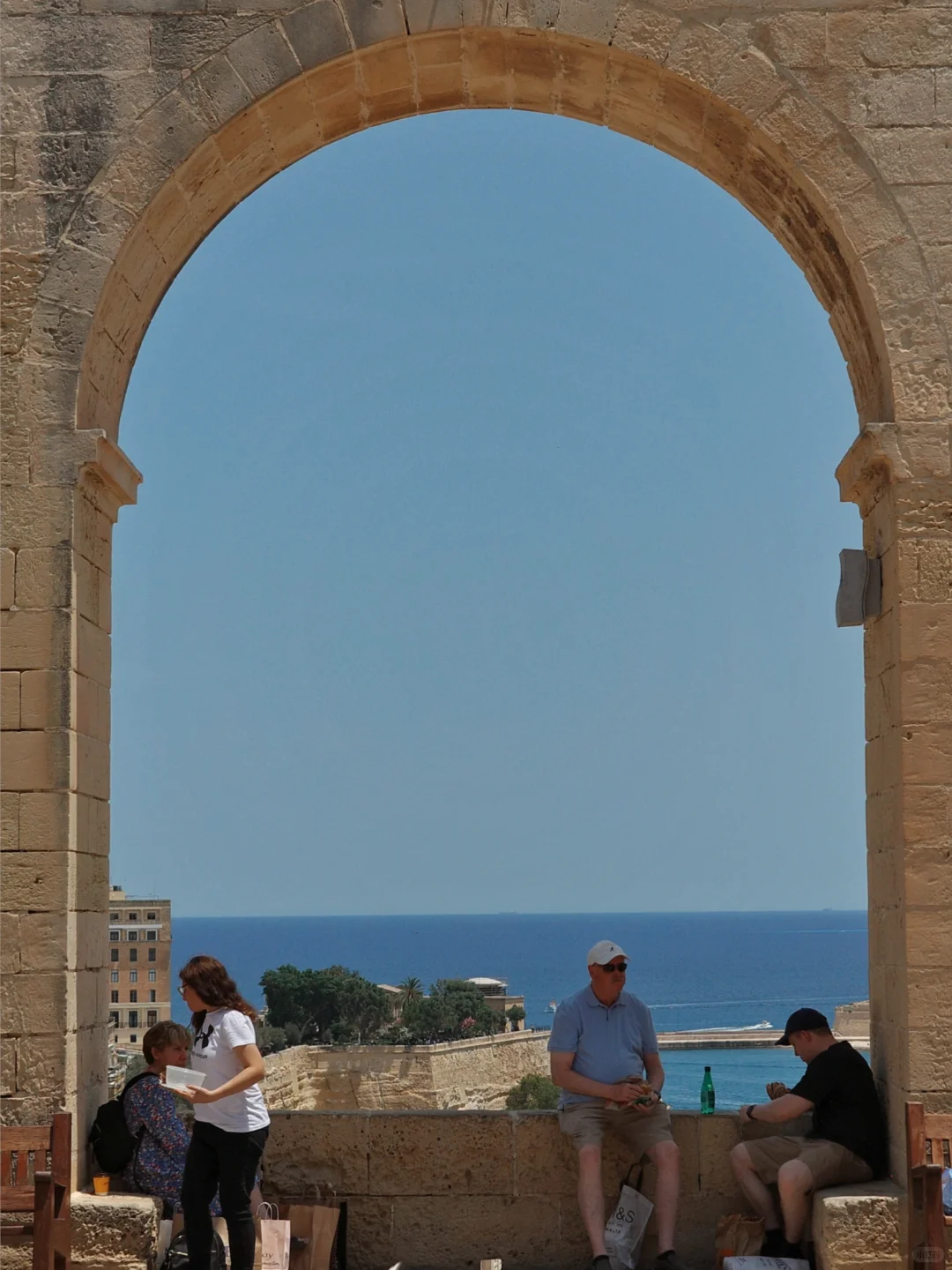 马耳他，一个安全的欧洲国家，待到不想走了