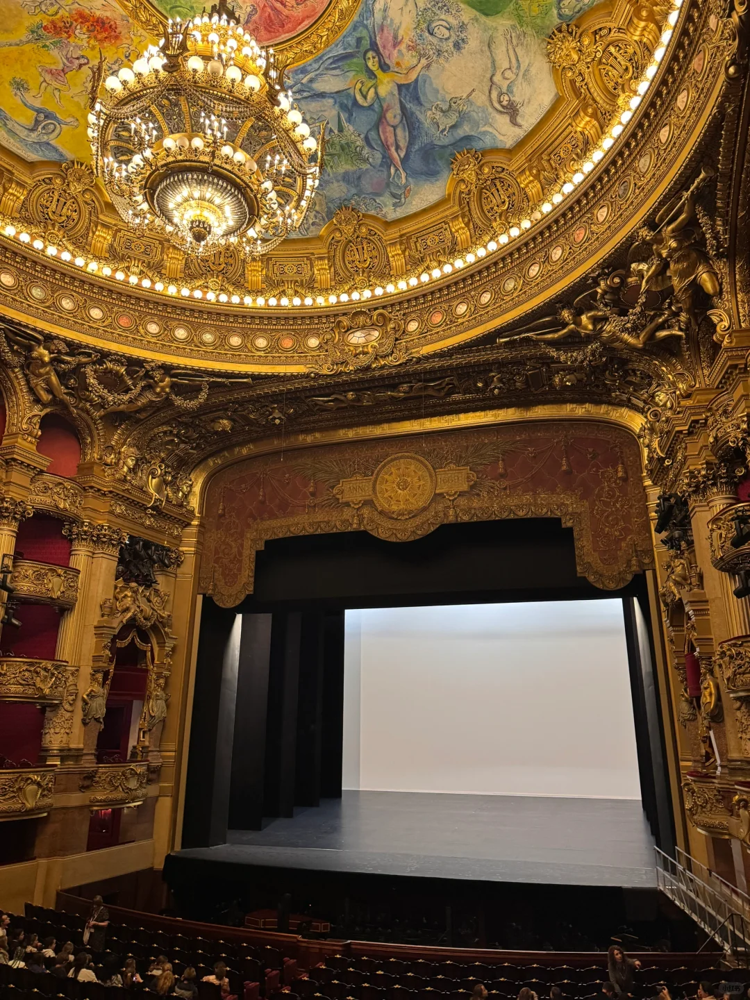 总有一天你会去巴黎