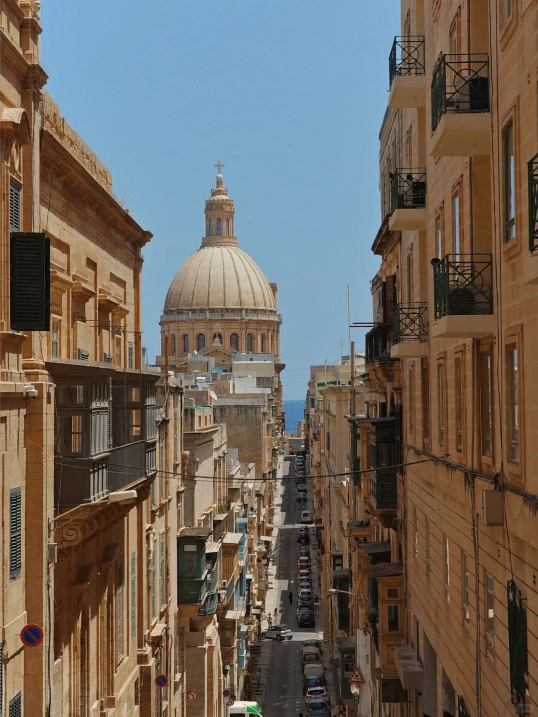 马耳他，一个安全的欧洲国家，待到不想走了