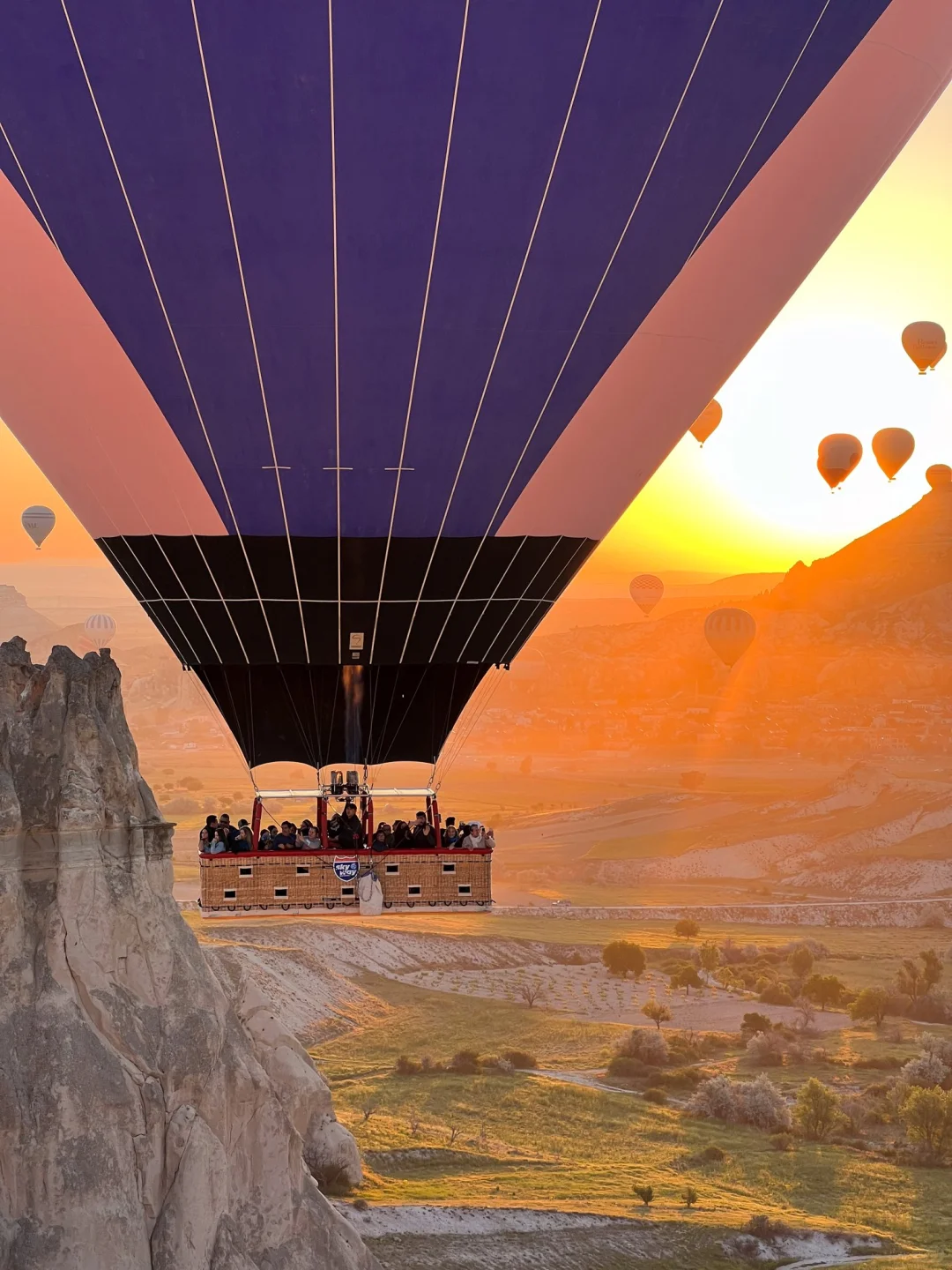 在土耳其卡帕多奇亚追一场梦幻的热气球🎈