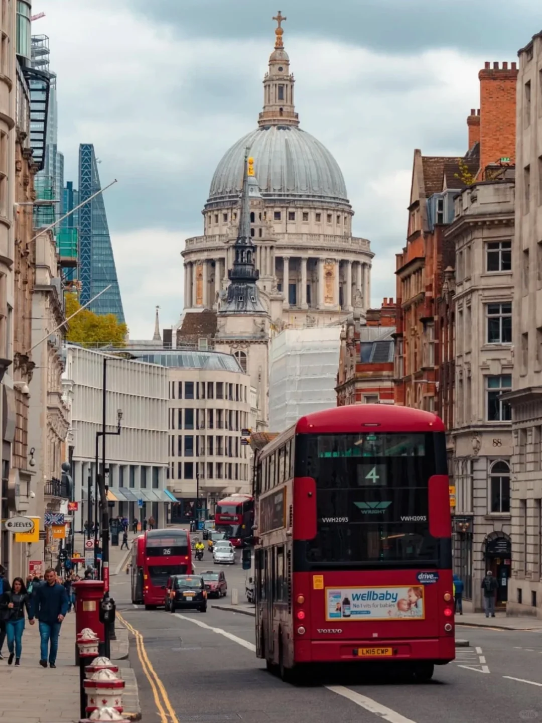 英国是古典与现代交织的震撼是转角遇见历史
