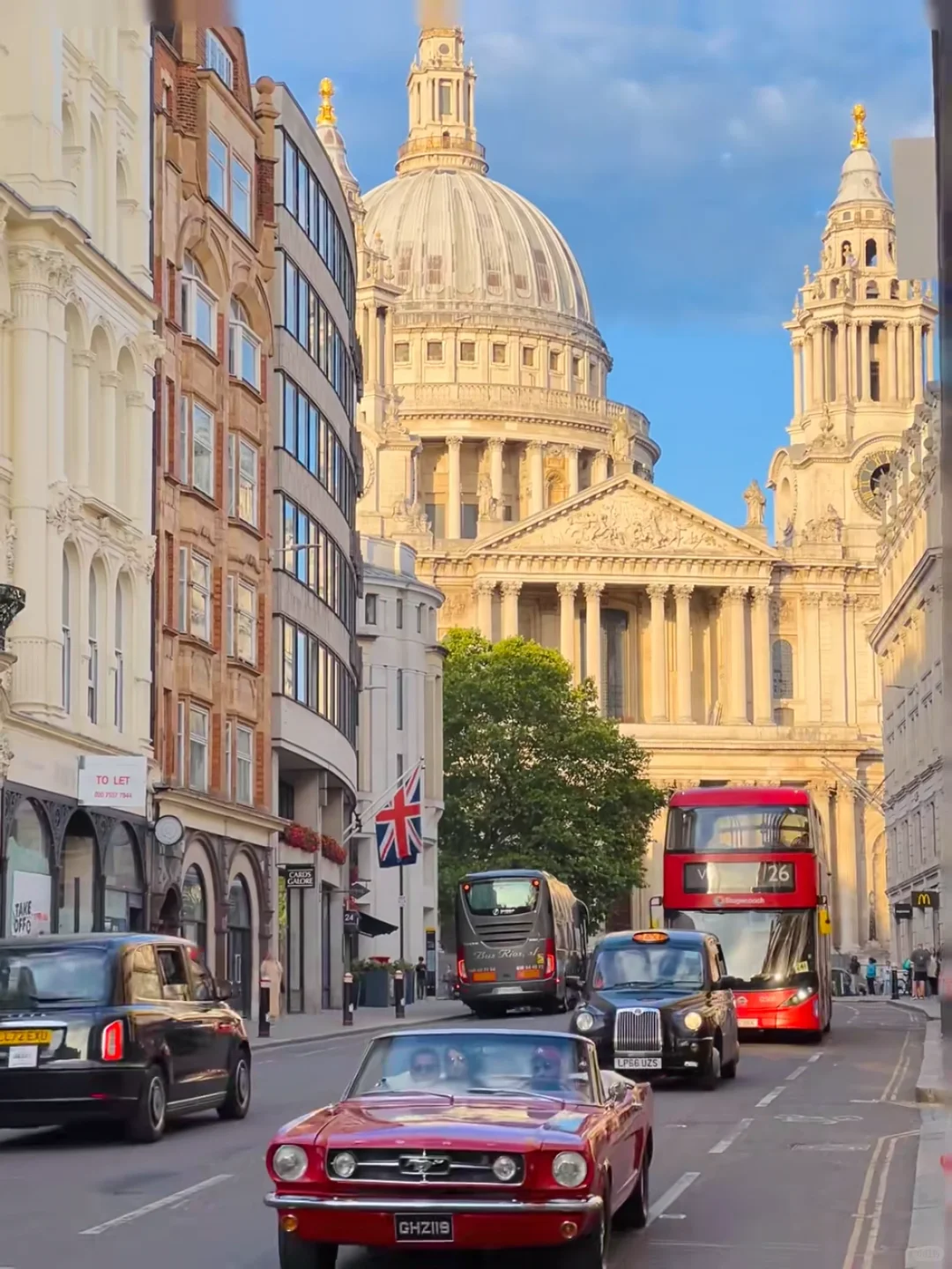 英国是古典与现代交织的震撼是转角遇见历史