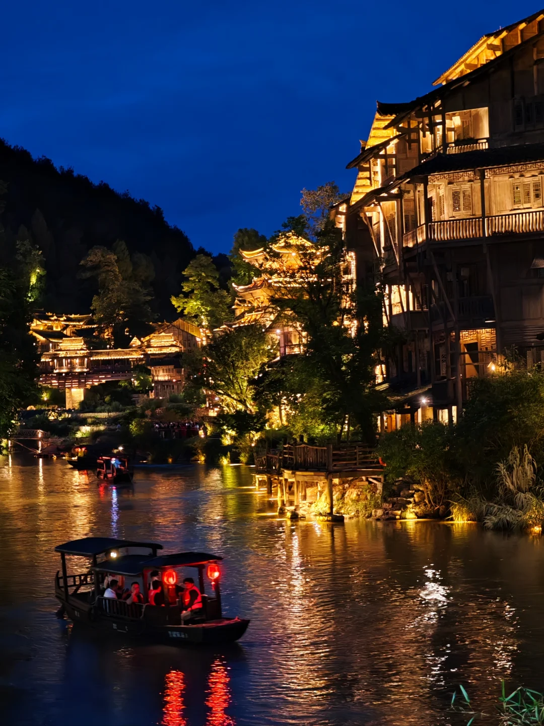 人生建议:暑假一定要留给7月份的乌江寨!