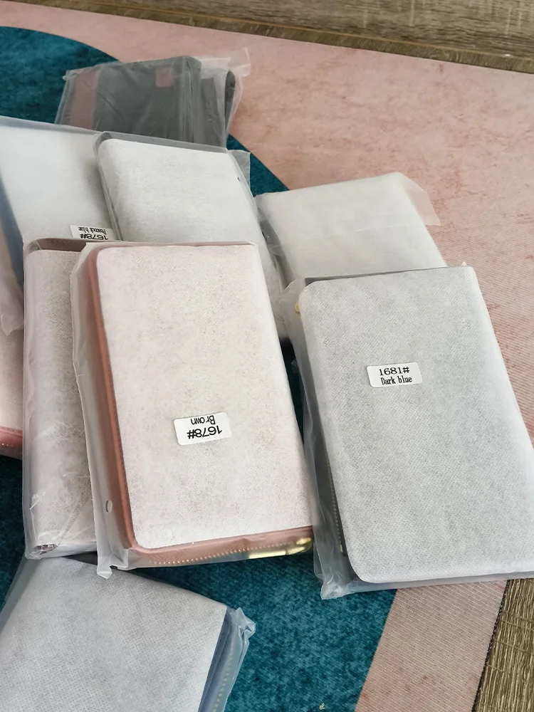 国外旅游学习多功能拉链护照包