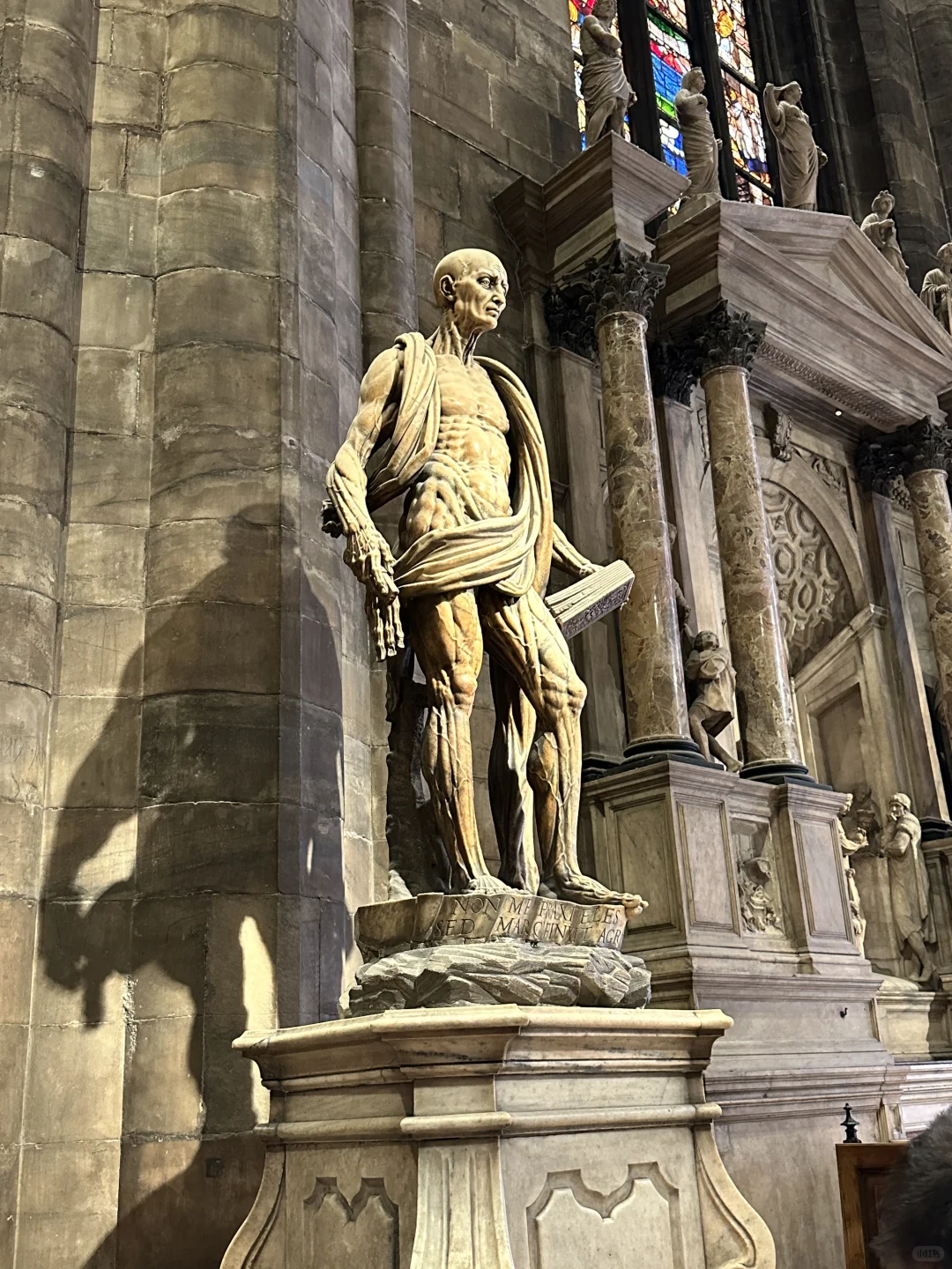 “人类是怎么创作出这样一件伟大作品的呀🥹”