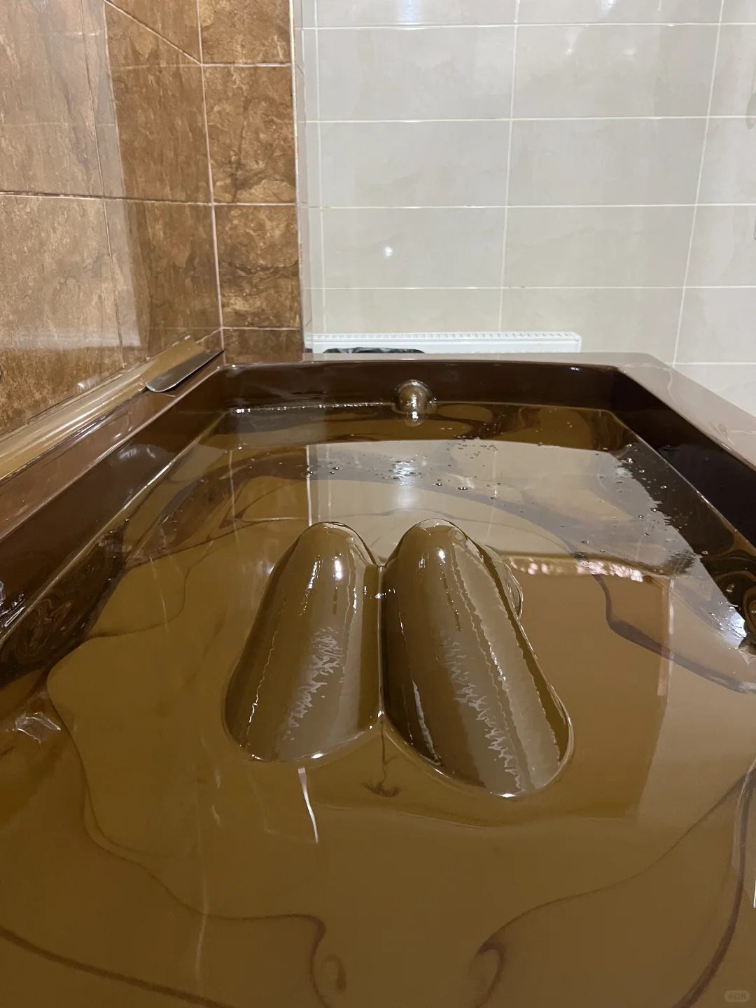 全球独一无二的阿塞拜疆石油浴，我泡上啦