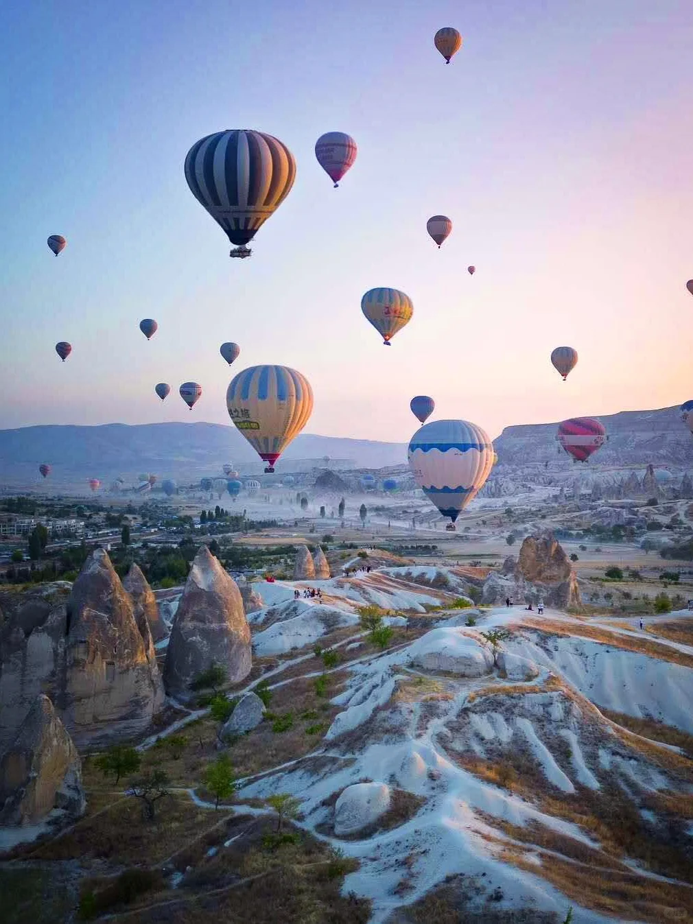 在土耳其卡帕多奇亚追一场梦幻的热气球🎈