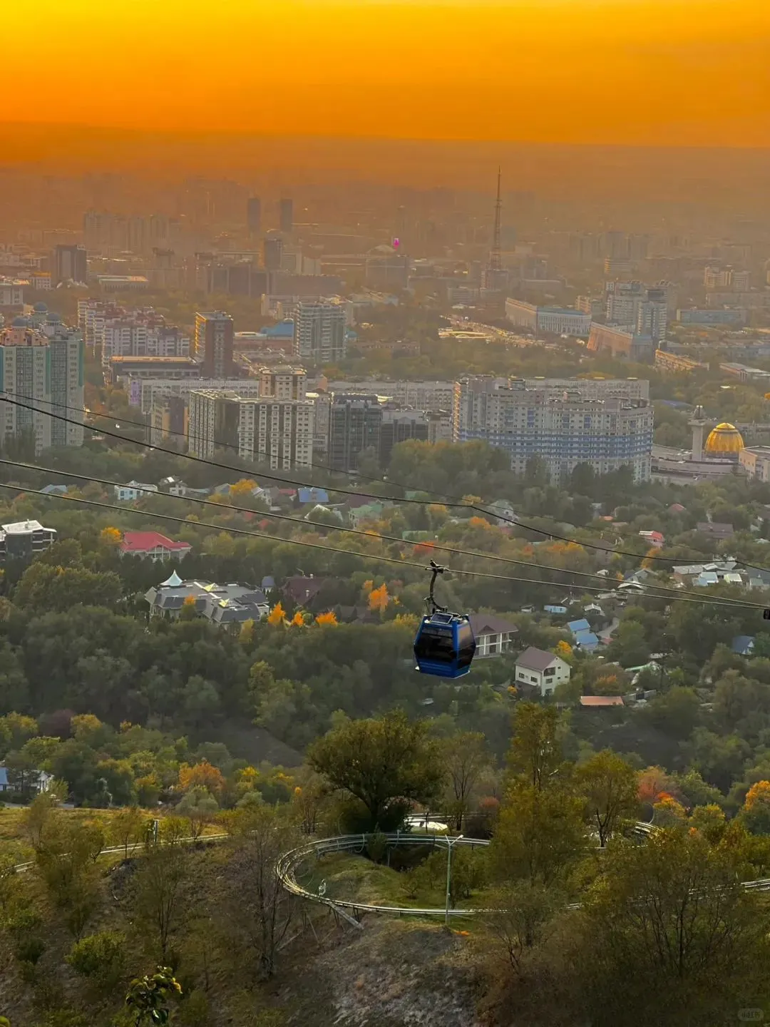 免签！中国神秘的邻国，坐大巴就能去‼️