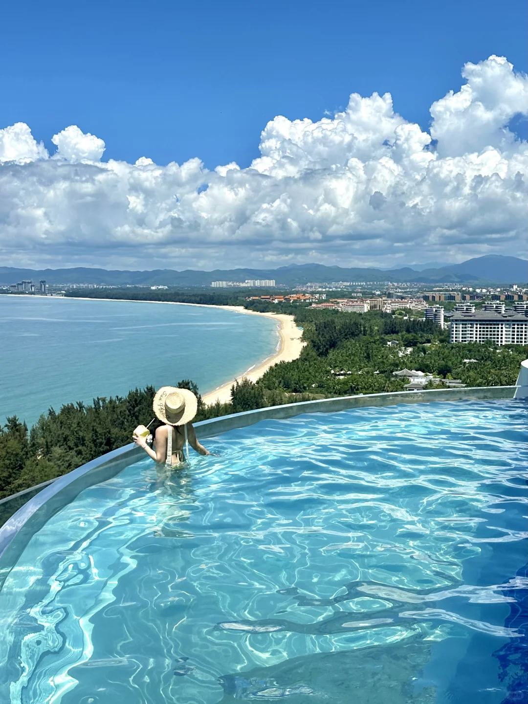 Live实况，离开海南的后劲比失恋还大😭😭……