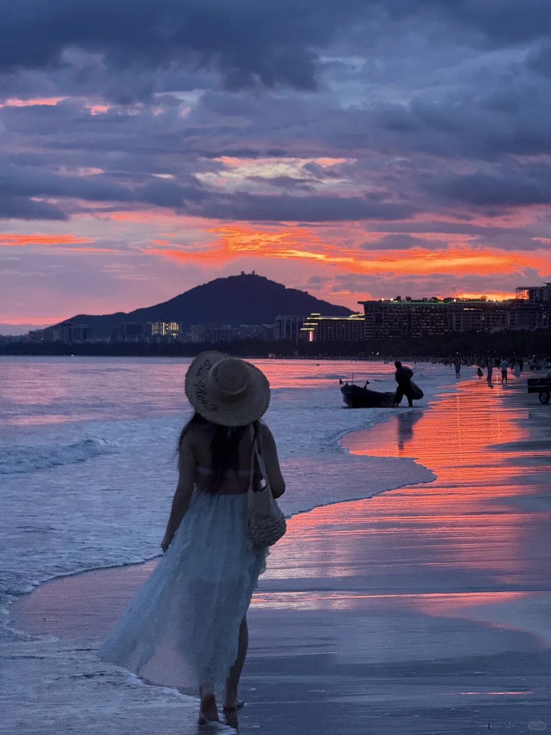 Live实况，离开海南的后劲比失恋还大😭😭……