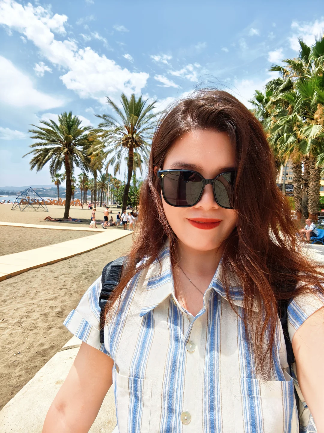 幸福就是–在马拉加的街头拥吻阳光☀️