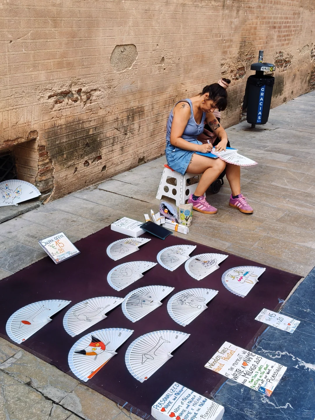 幸福就是–在马拉加的街头拥吻阳光☀️
