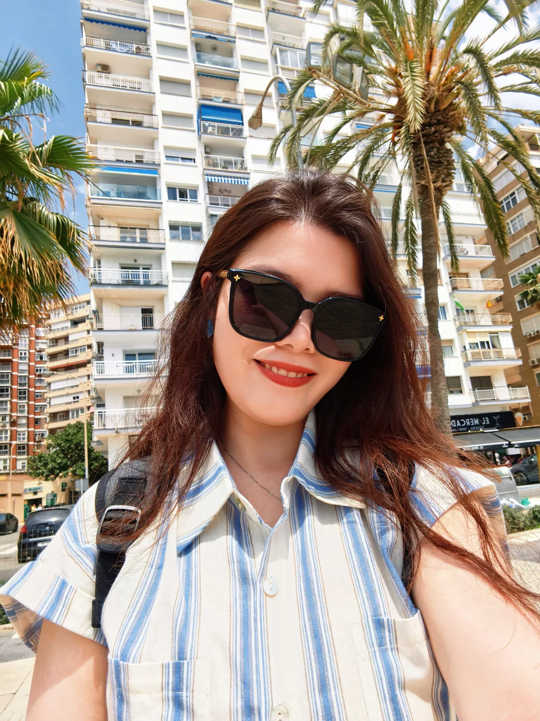 幸福就是–在马拉加的街头拥吻阳光☀️