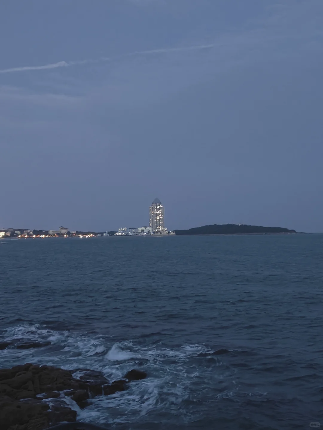 青岛 | 到处都是淀粉肠和冰箱贴的城市