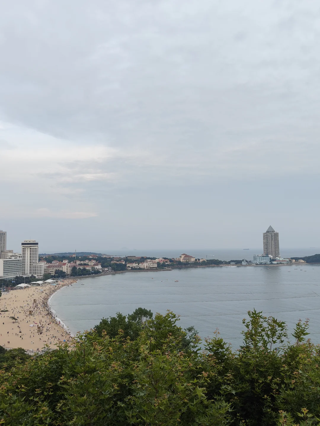 青岛 | 到处都是淀粉肠和冰箱贴的城市