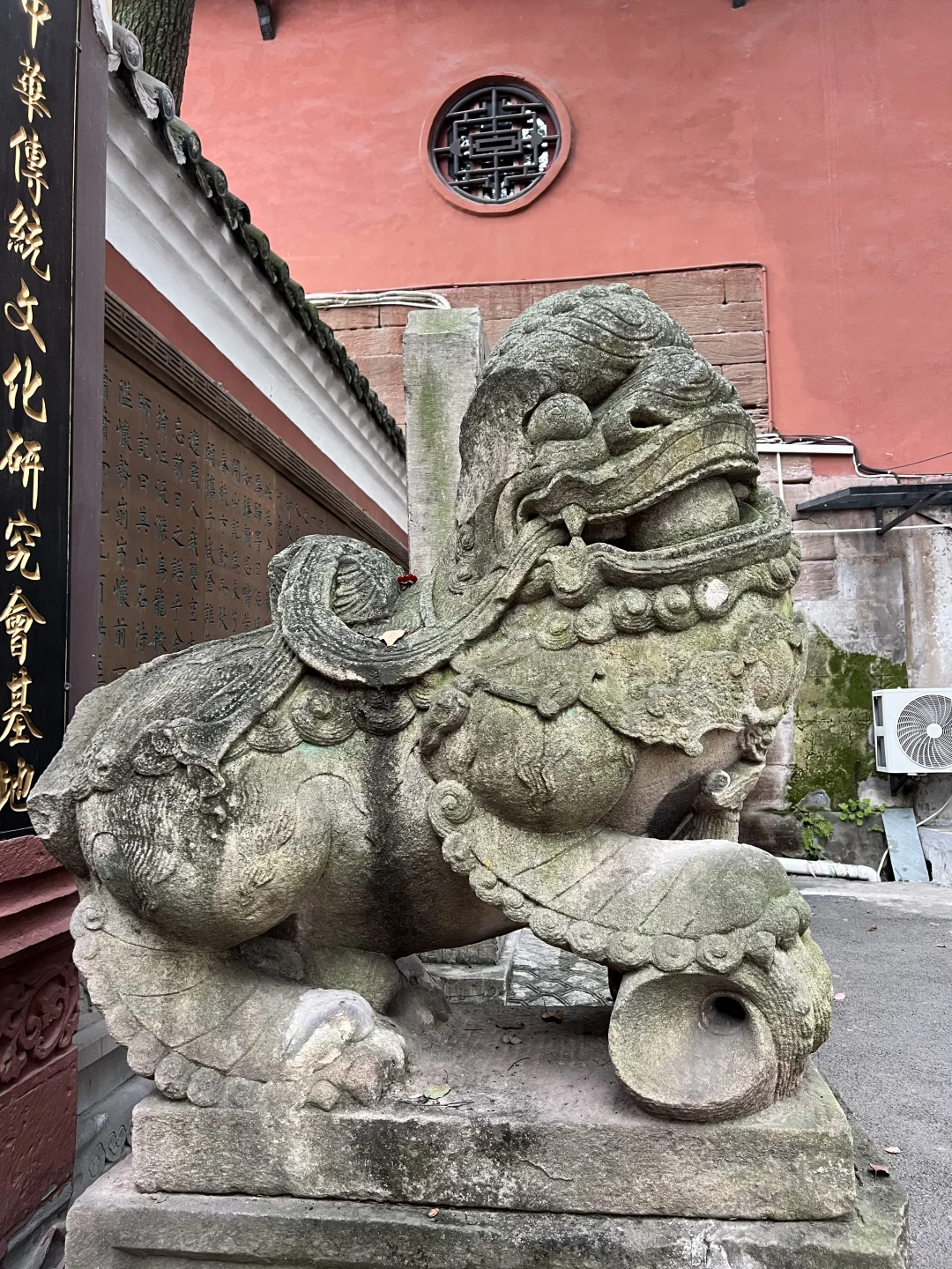 周末去哪儿|重庆旅游推荐清净地-华岩寺