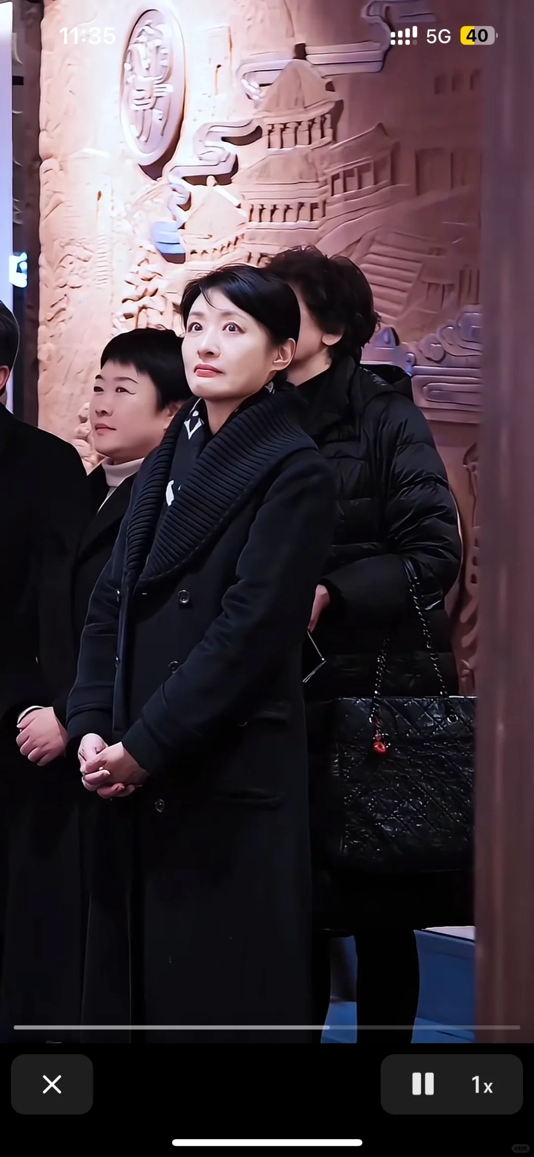 女子顶着鸡窝头给周涛讲解,邯郸文旅点赞