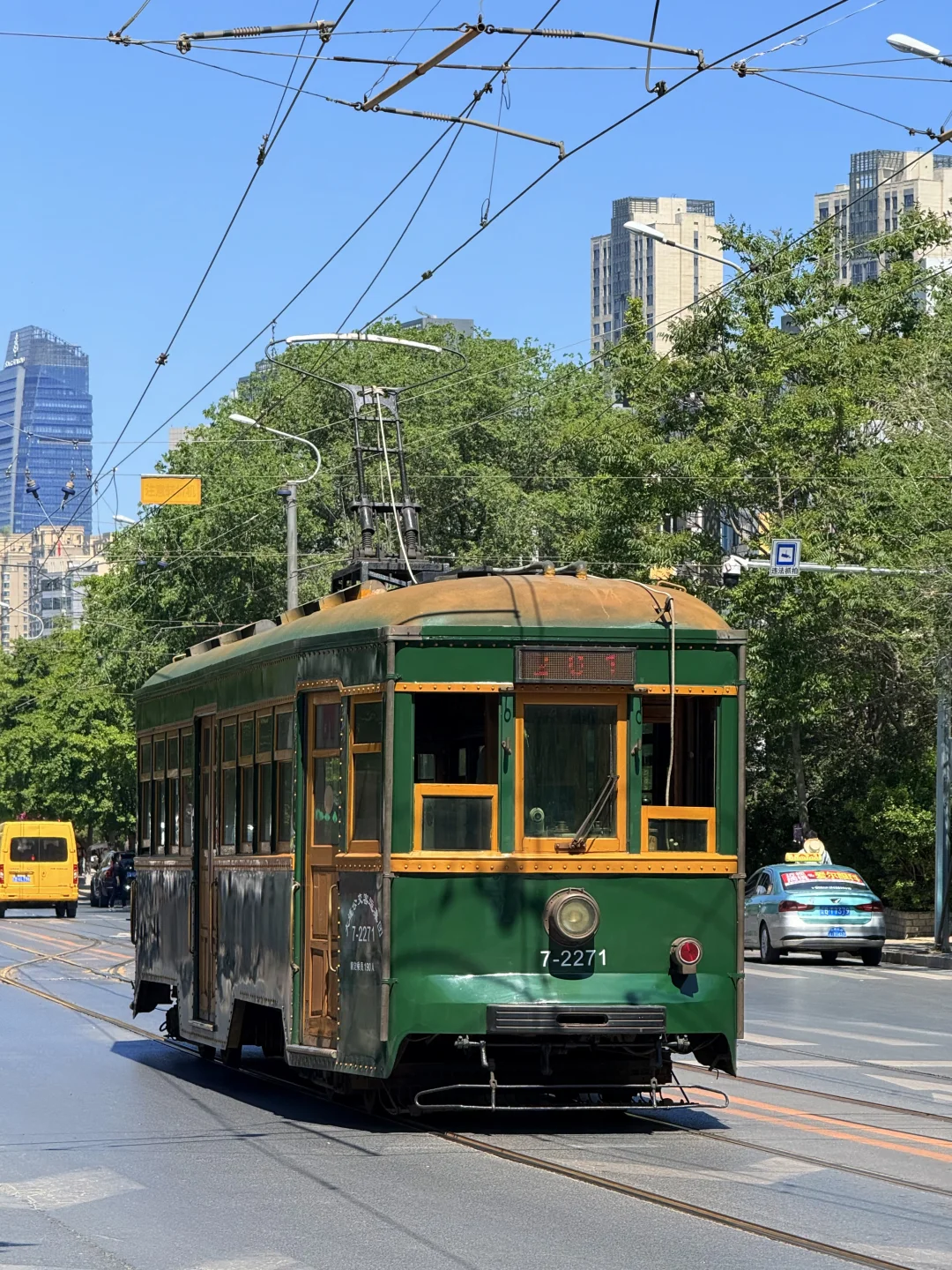 大连刚回来！18张live图不足以表现她的美！！