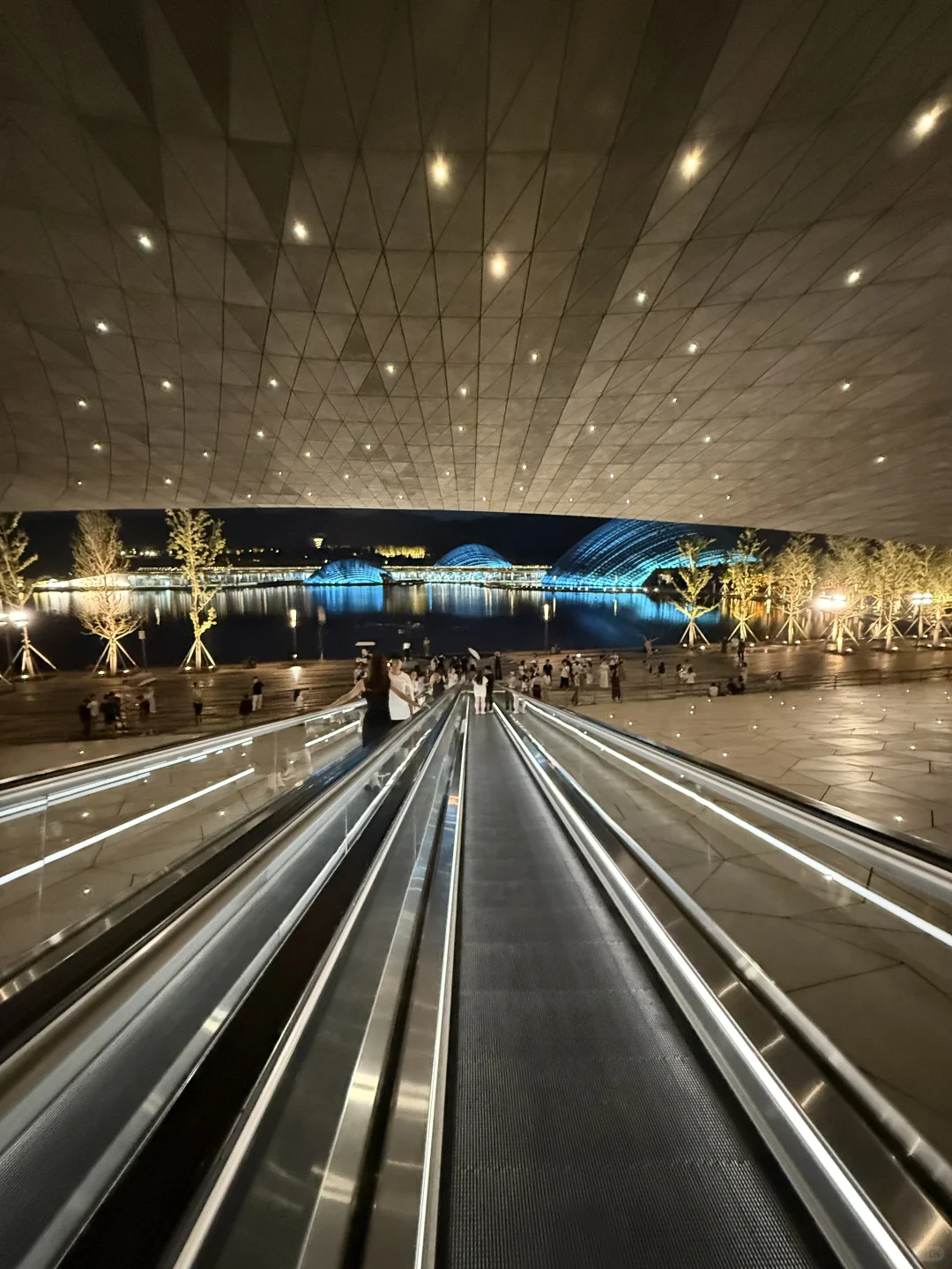 感谢周深🙏在山西震撼到失语……！！🥹🥹