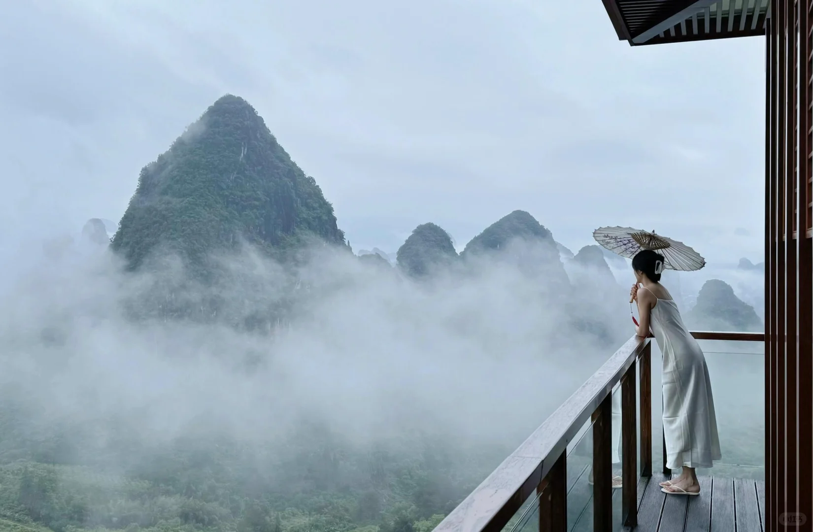 阳朔，刚退房！感谢赵露思😭😭美哭了