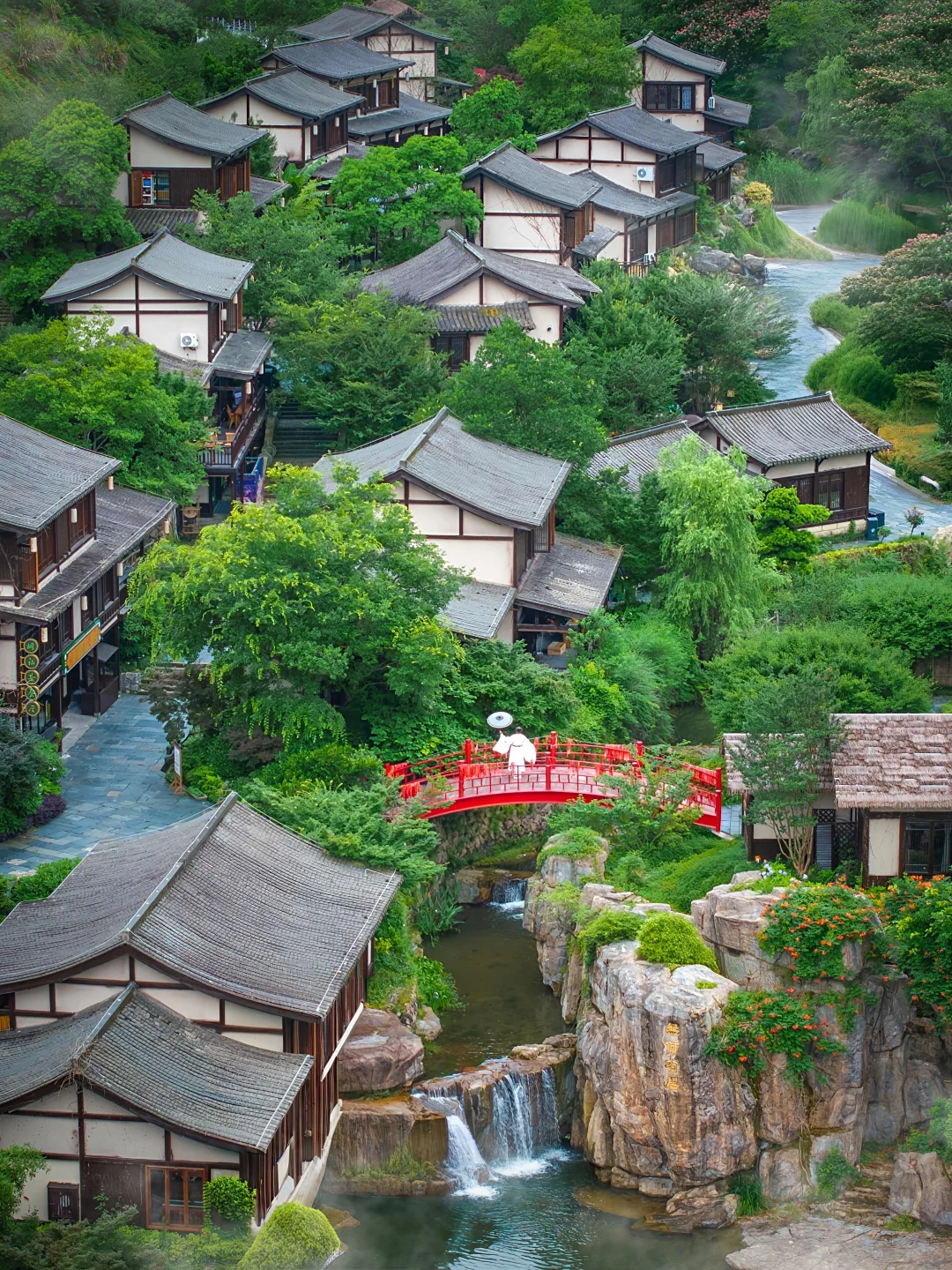 李白诚不欺我！在这里拍到了「手可摘星辰」🌌