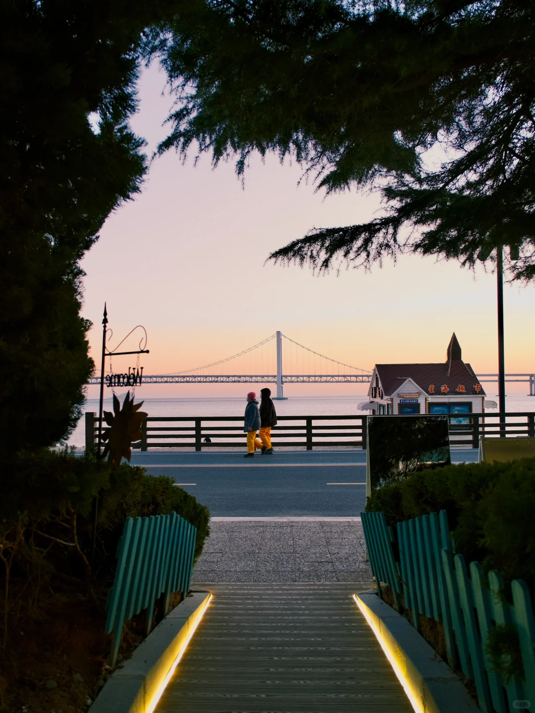 海边城市才有的lalaland…美在了我的心尖上