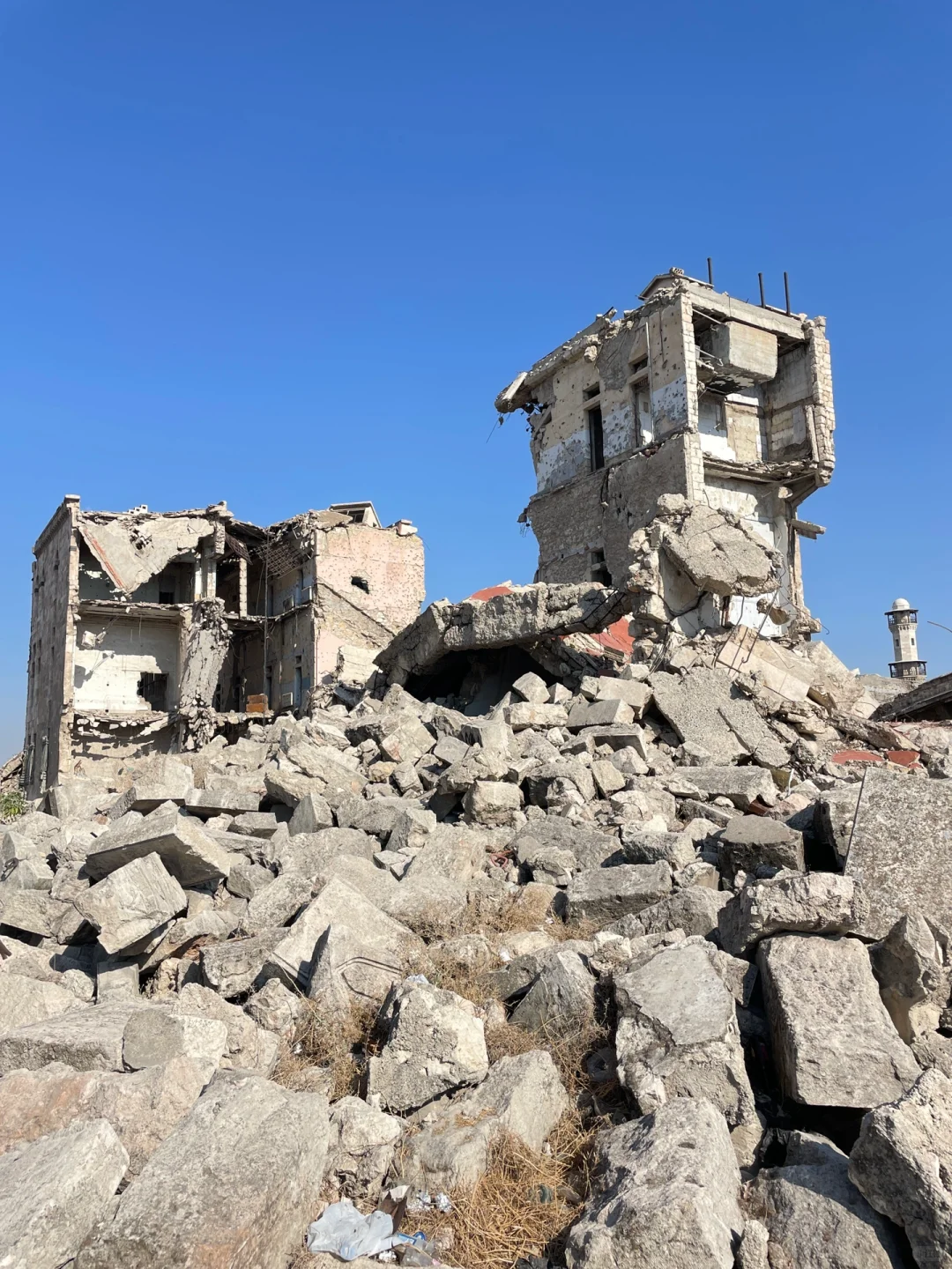 你的相册里不能只有“朝九晚五和柴米油盐”