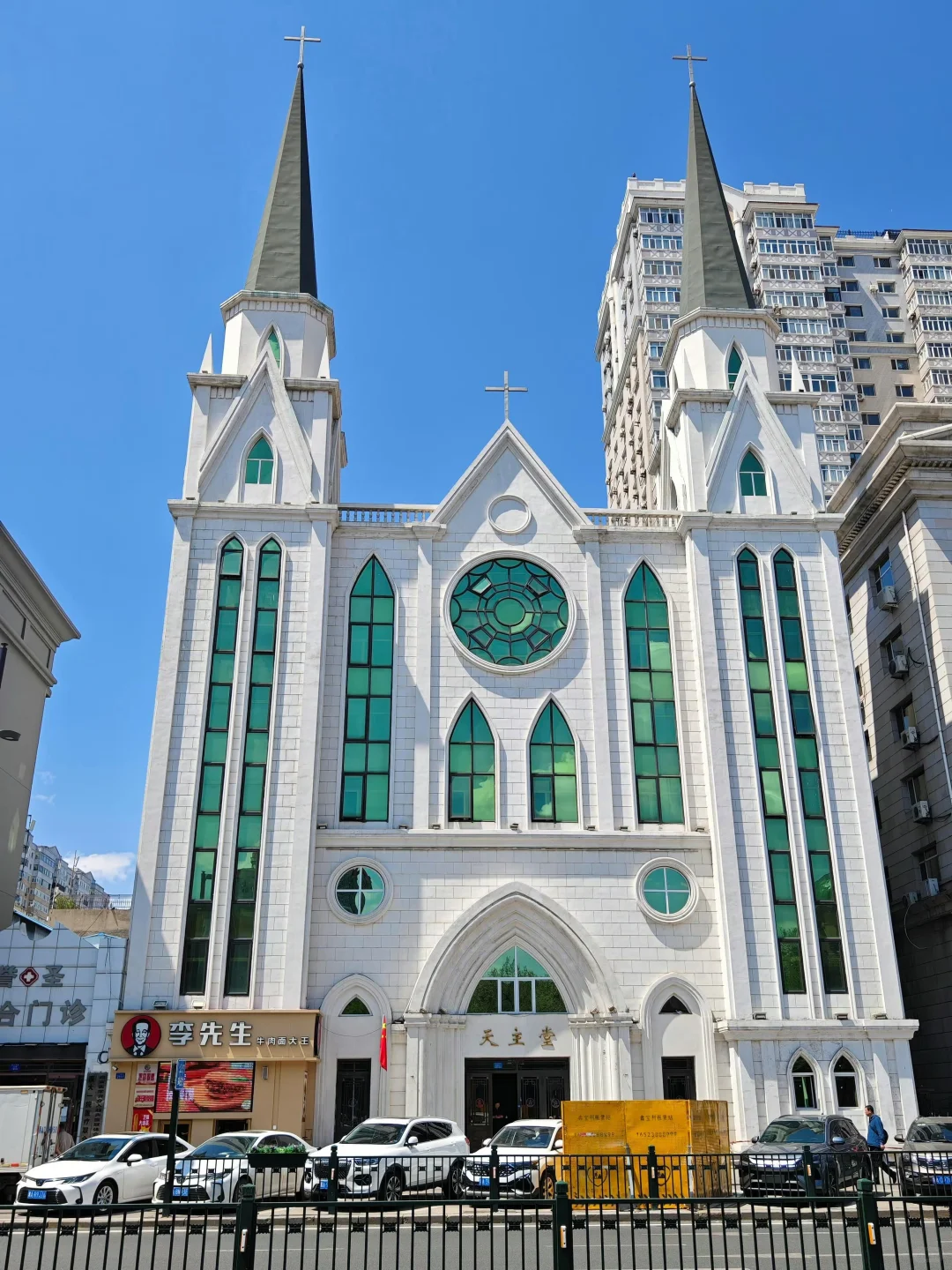 朋友圈被问疯了… 大家都以为我出国了