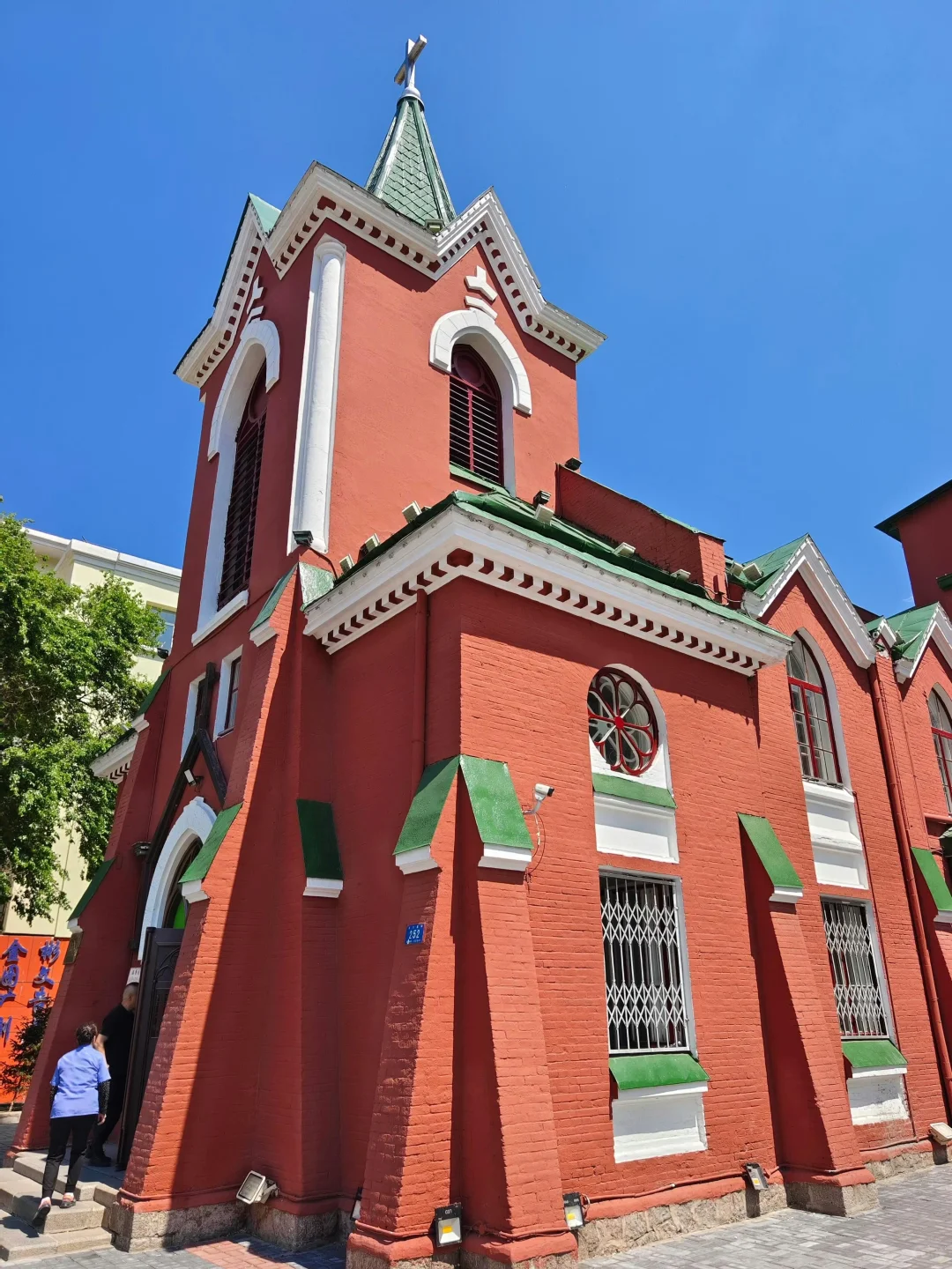 朋友圈被问疯了… 大家都以为我出国了