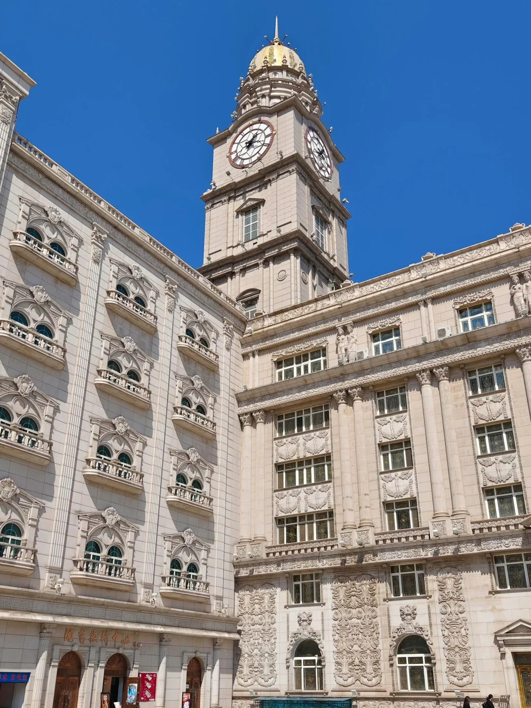 朋友圈被问疯了… 大家都以为我出国了