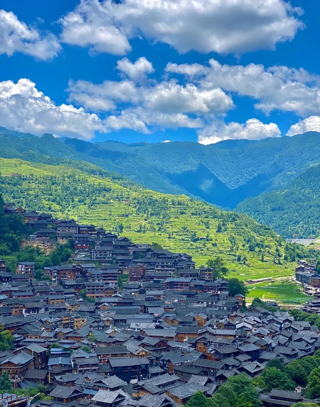 20℃的夏天➕苗寨烟火我找到了！