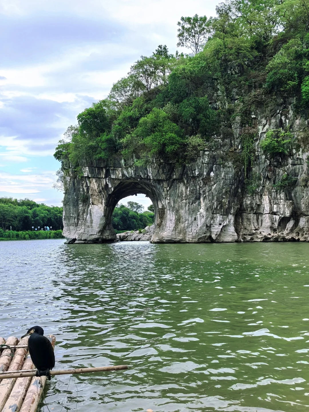 你一句桂林山水甲天下，我便到了真江南