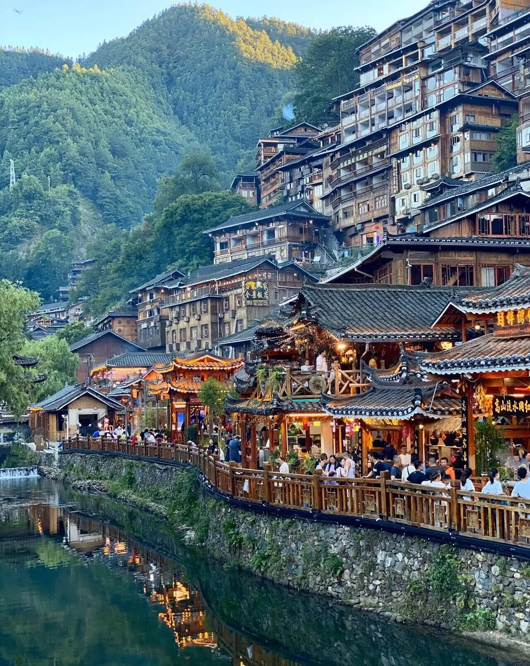 20℃的夏天➕苗寨烟火我找到了！