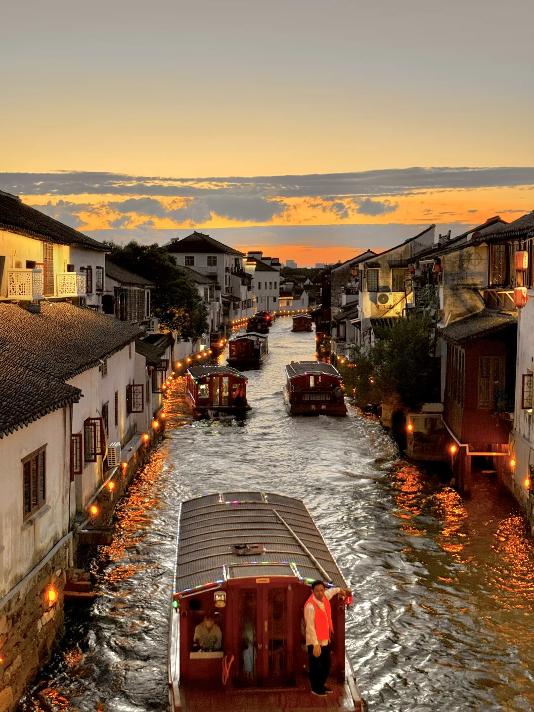 以为乌镇很美了,直到我去了苏州。。。。。