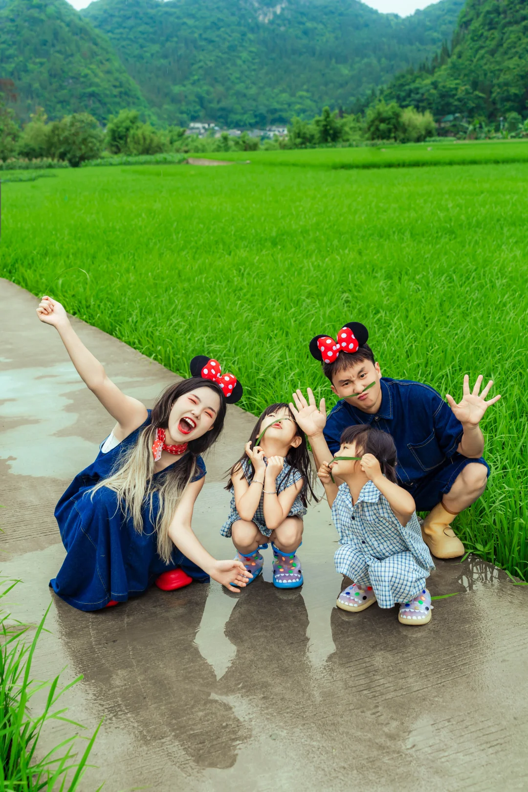 万峰林麦田超全亲子游玩及拍照攻略❗️