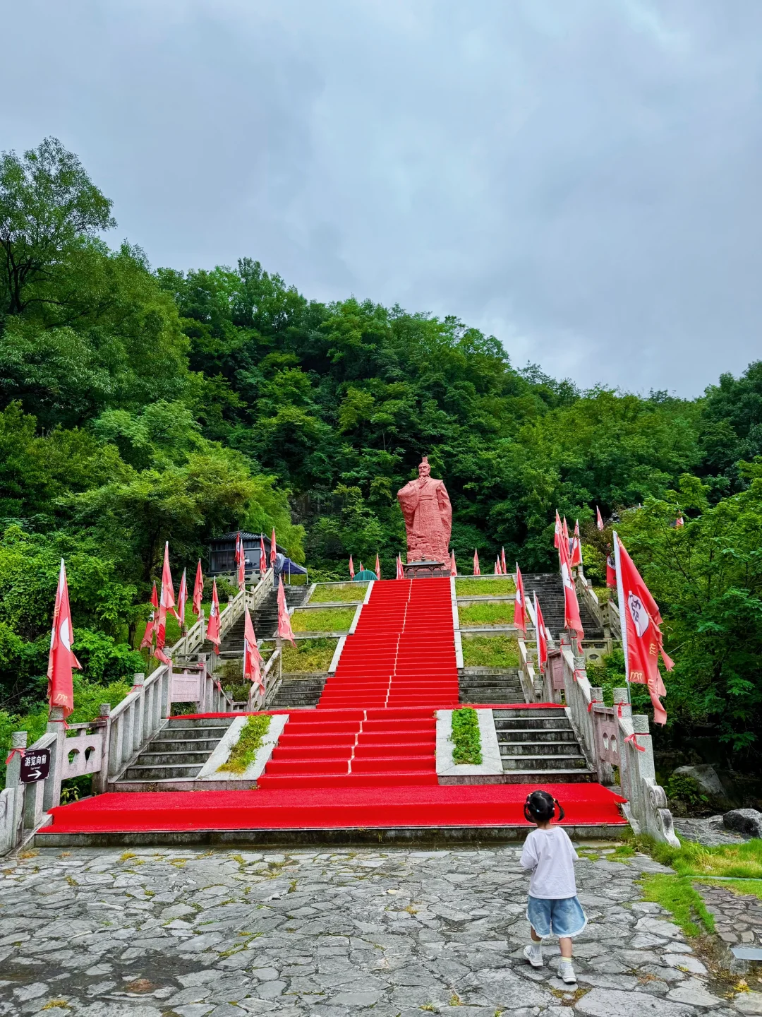 🎈宜兴遛娃|溶洞看钟乳石+玩陶土+看竹海✨