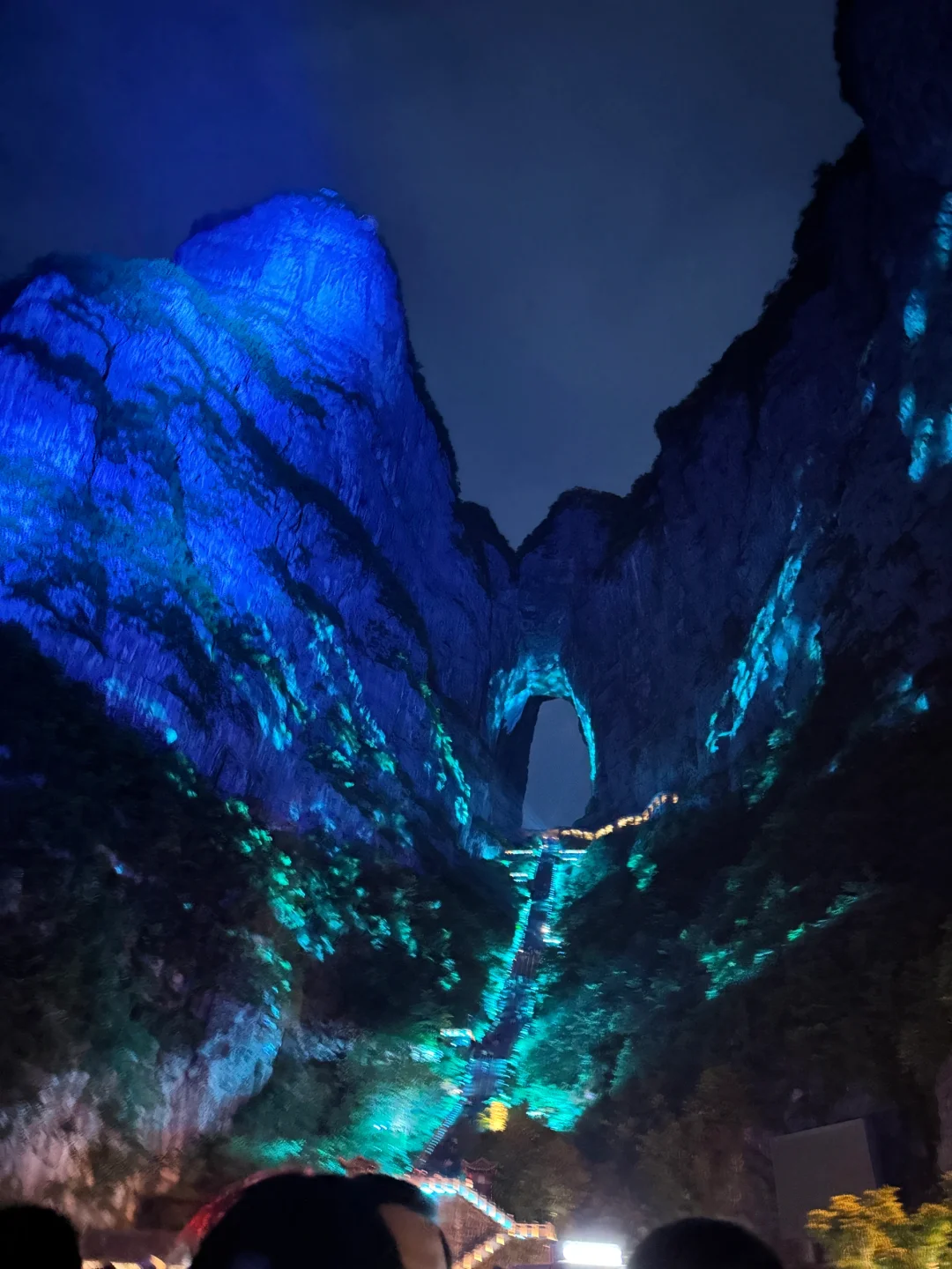 【天门山保姆级攻略｜云端漫步☁️玻璃栈道尖叫