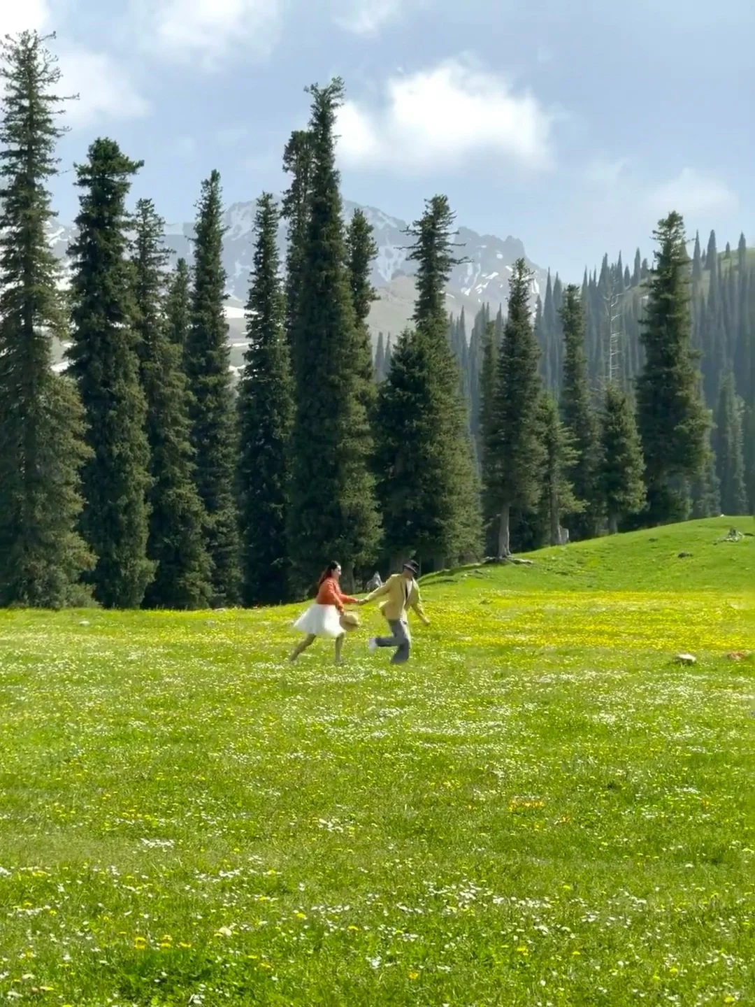 人生建议!一定要在6-7月份去一次新疆…