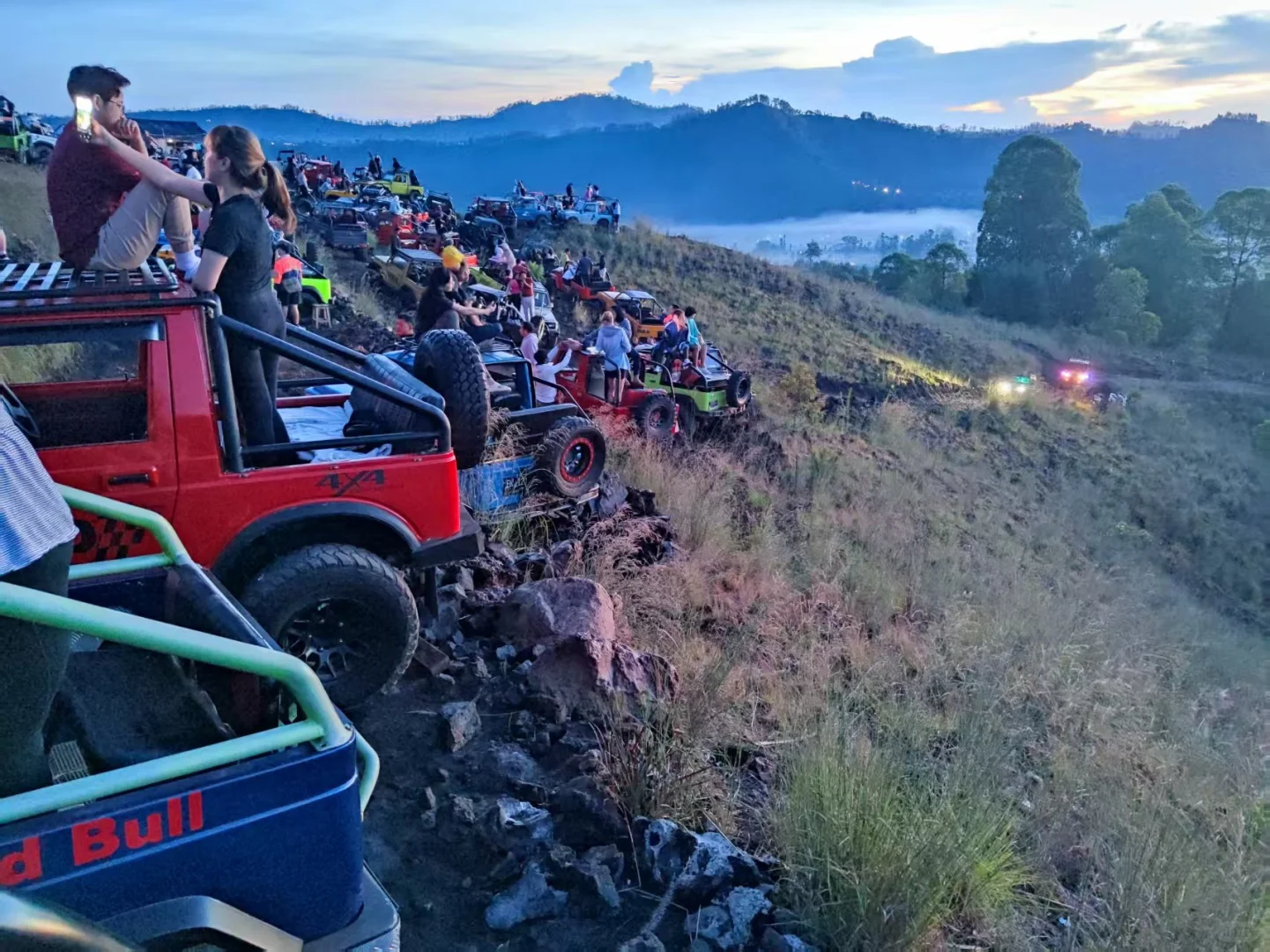 小孕妇国外旅游回来被海关拦住了......