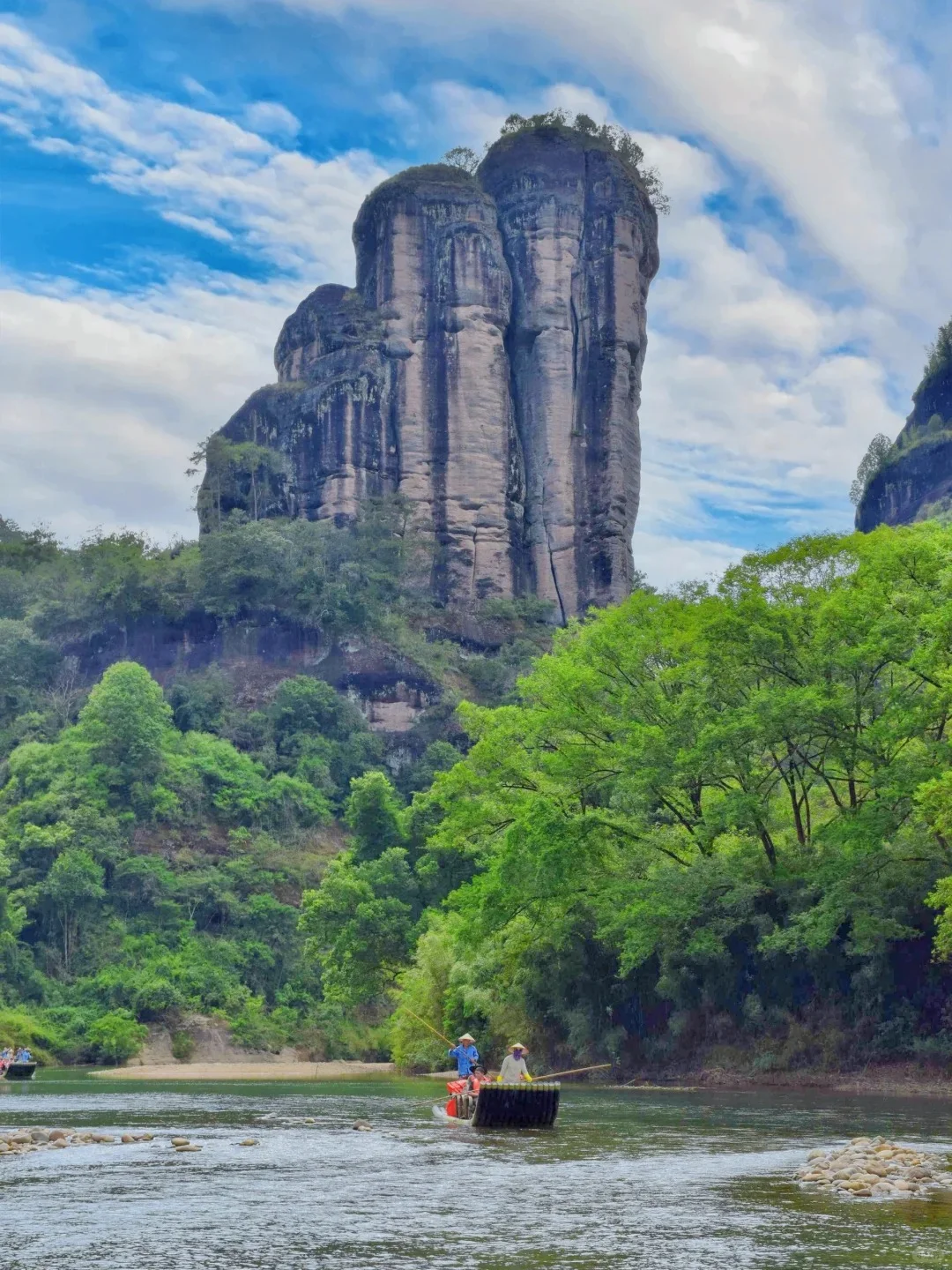 推荐一个绝对冷门但超级震撼的地方……