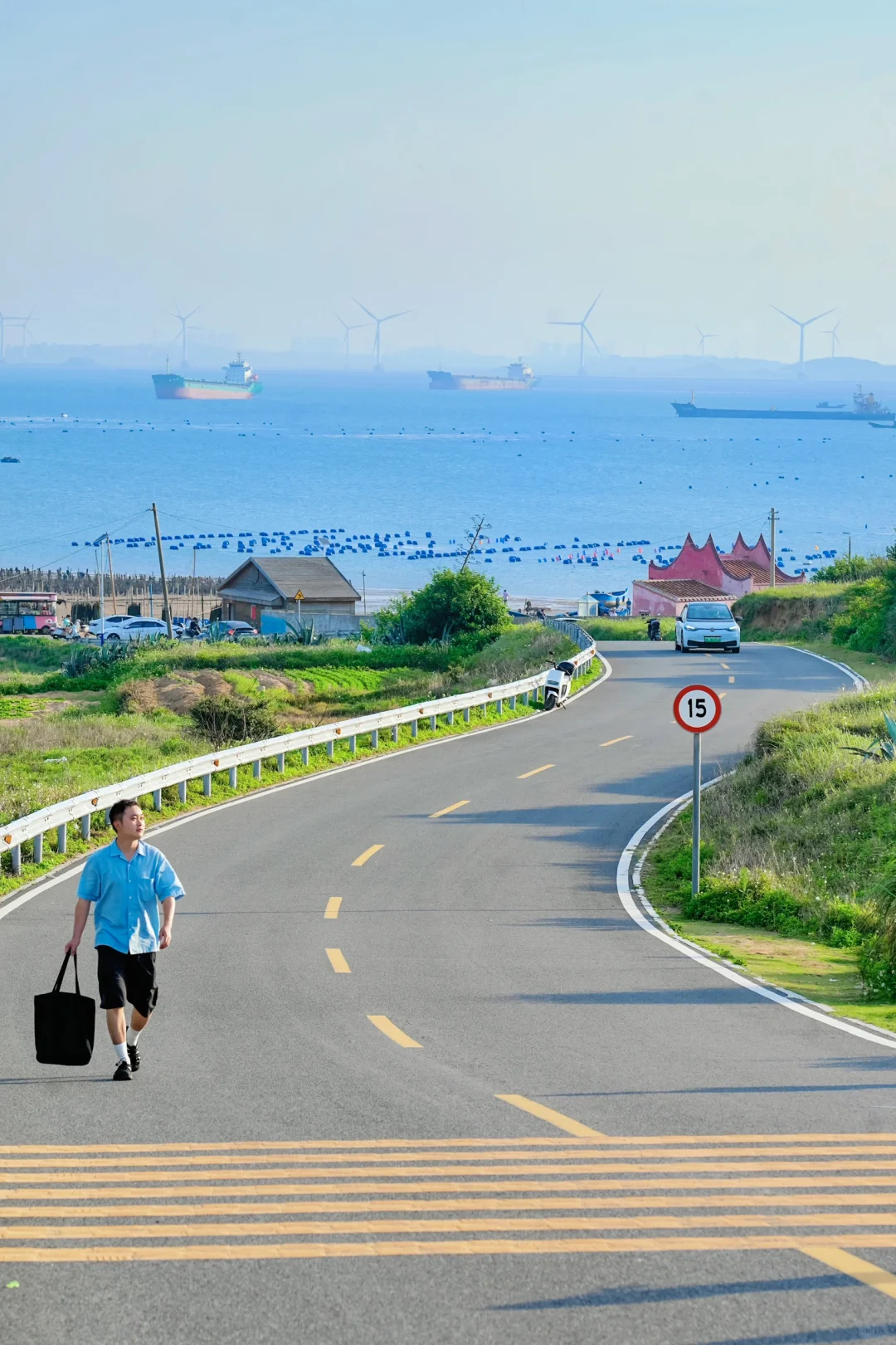 平潭旅游刚回，风车大海美到发疯😭（live图