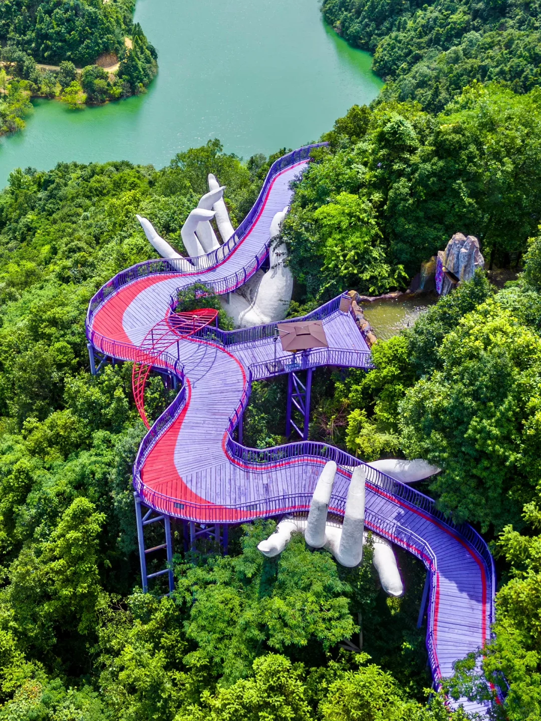 不输迪士尼！迄今为止最爱的高空乐园出现了！