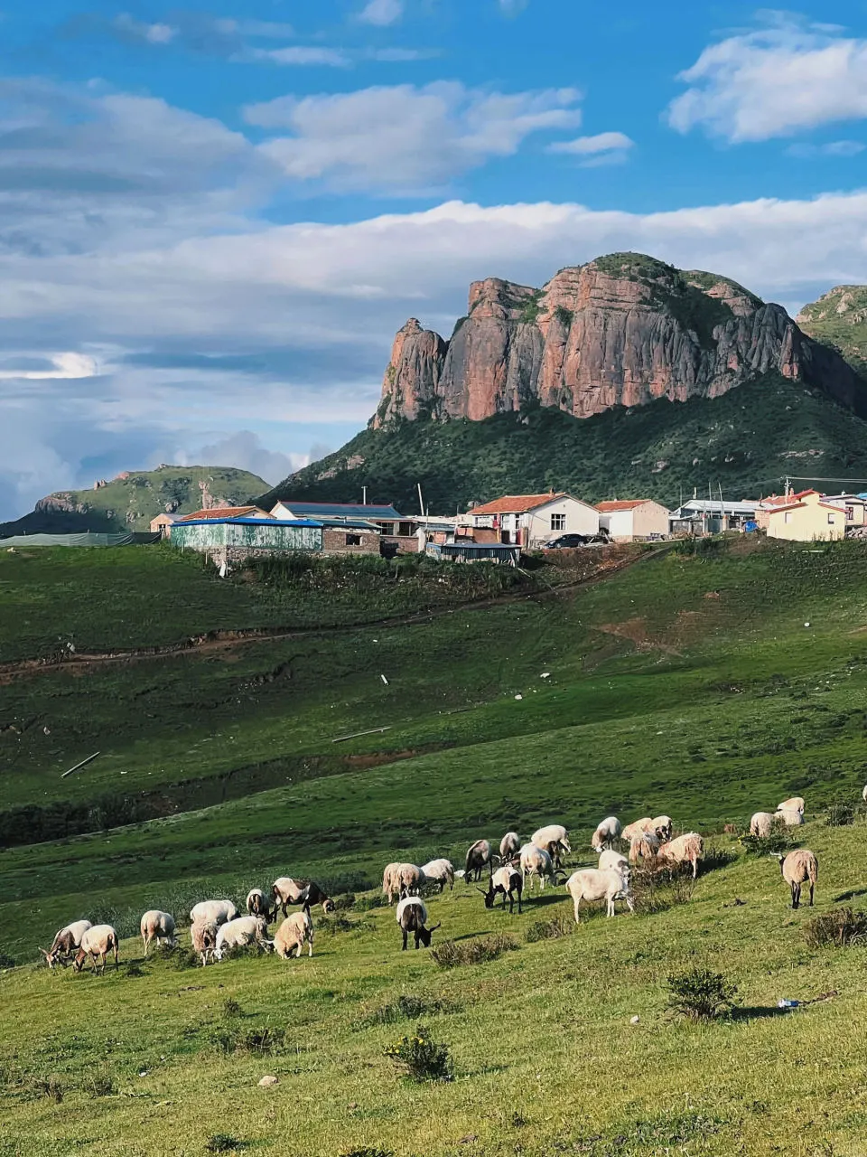 比西藏便宜5倍,一个被低估的冷门旅行地